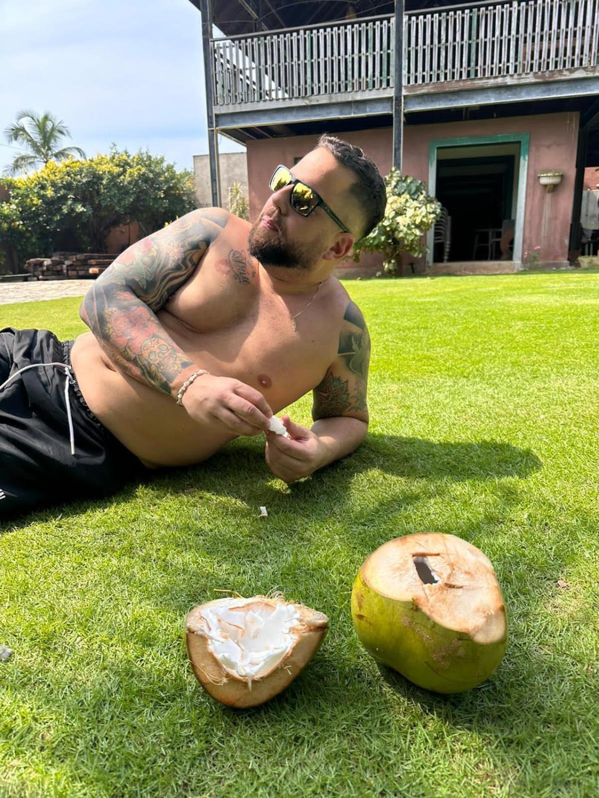 Saprin Beach Resort Uswetakeiyawa Eksteriør billede