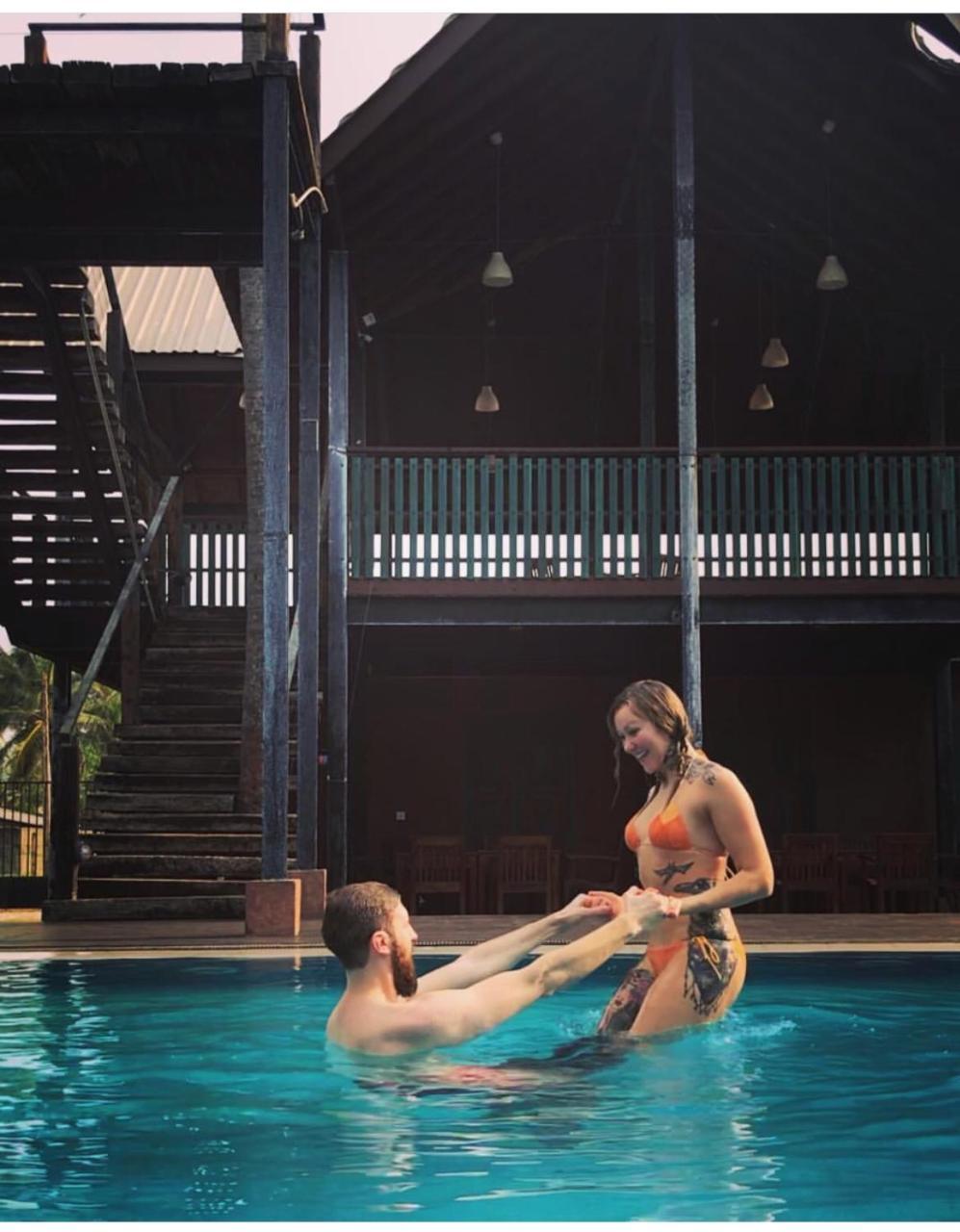Saprin Beach Resort Uswetakeiyawa Eksteriør billede