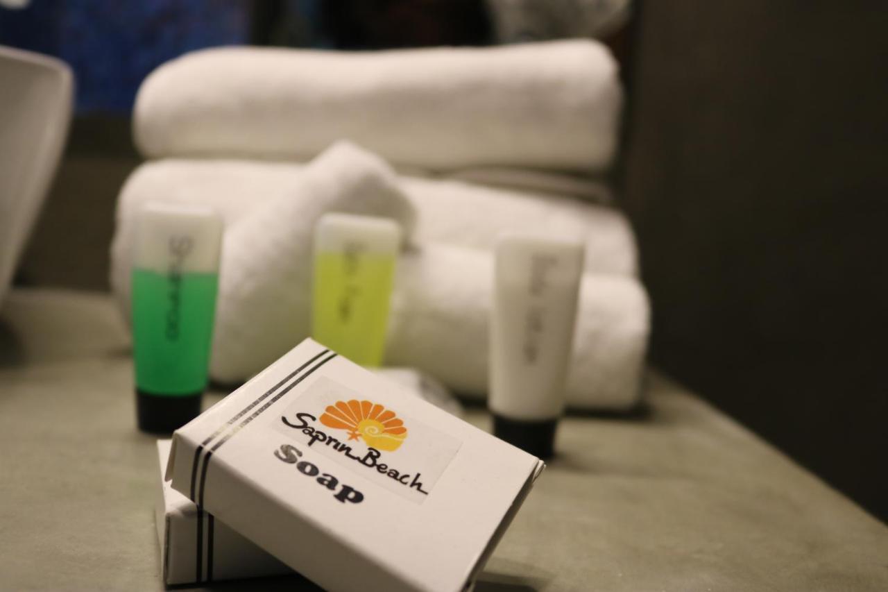 Saprin Beach Resort Uswetakeiyawa Eksteriør billede